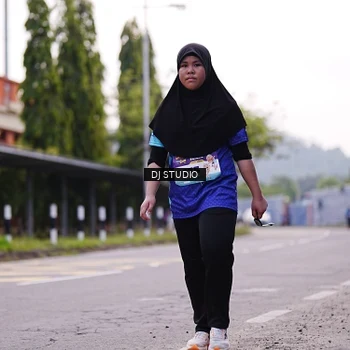 Runner Photo 8390270