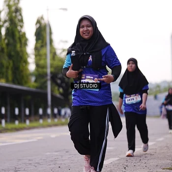 Runner Photo 8390273