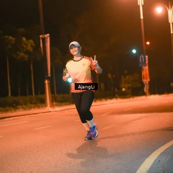 Runner Photo 8390284