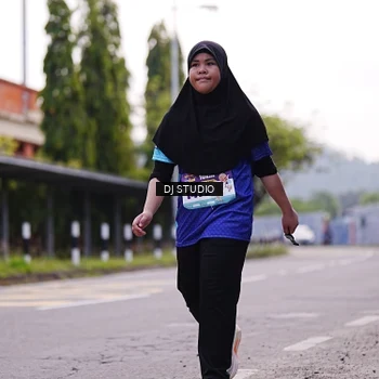 Runner Photo 8390290