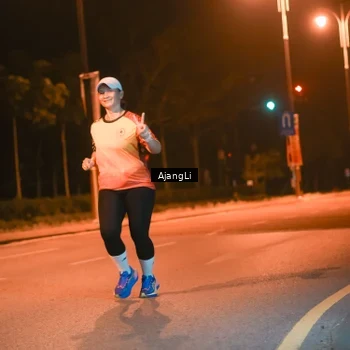 Runner Photo 8390299