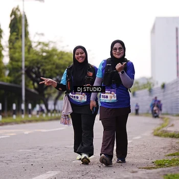 Runner Photo 8390301