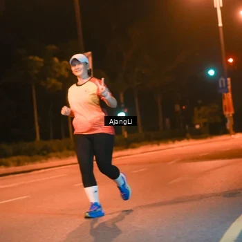 Runner Photo 8390305