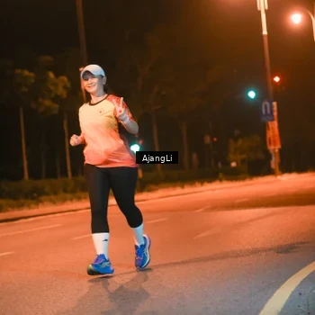 Runner Photo 8390306