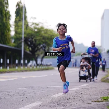 Runner Photo 8390320