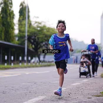 Runner Photo 8390324