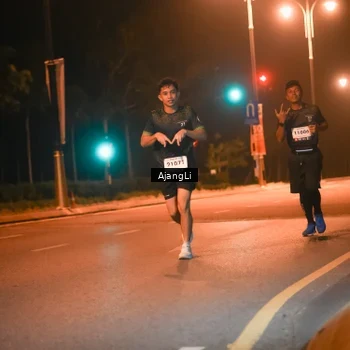 Runner Photo 8390326