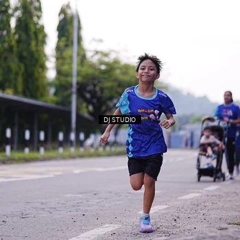 Runner Photo 8390328