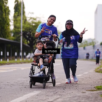 Runner Photo 8390342