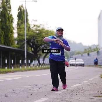 Runner Photo 8390378