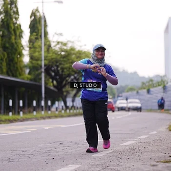 Runner Photo 8390379
