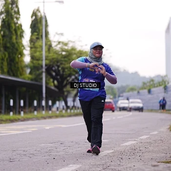Runner Photo 8390380