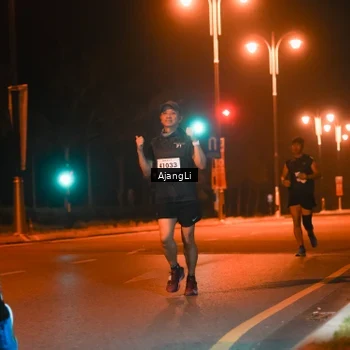 Runner Photo 8390383