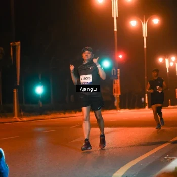 Runner Photo 8390384