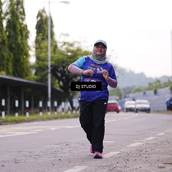 Runner Photo 8390392
