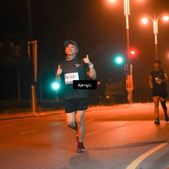 Runner Photo 8390397