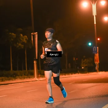 Runner Photo 8390410