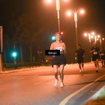 Runner Photo 8390426