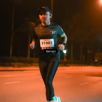 Runner Photo 8390446