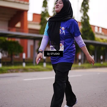 Runner Photo 8390448