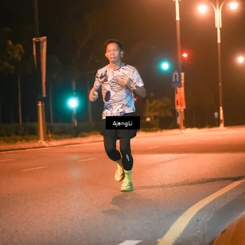 Runner Photo 8390451
