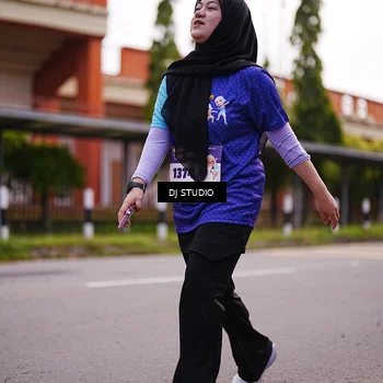 Runner Photo 8390453