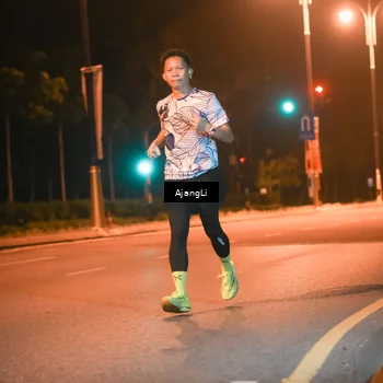 Runner Photo 8390455