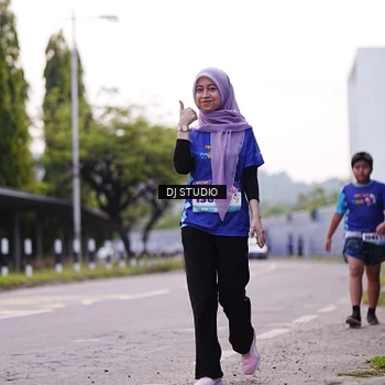 Runner Photo 8390514