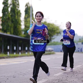 Runner Photo 8390535