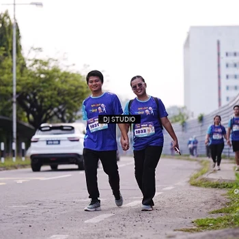 Runner Photo 8390551
