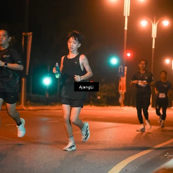 Runner Photo 8390557