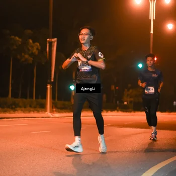 Runner Photo 8390598
