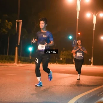Runner Photo 8390606
