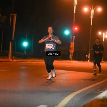 Runner Photo 8390610