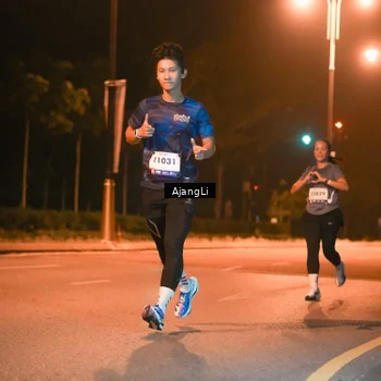 Runner Photo 8390613