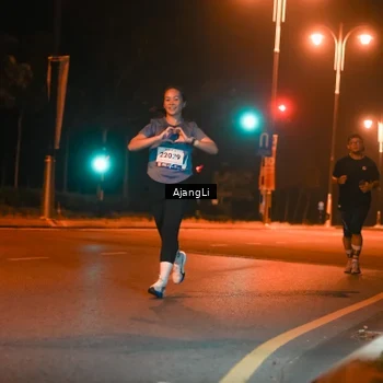 Runner Photo 8390619