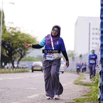 Runner Photo 8390628