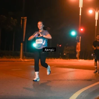 Runner Photo 8390633
