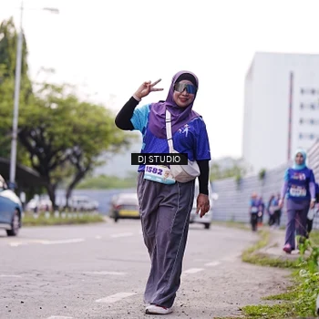Runner Photo 8390642