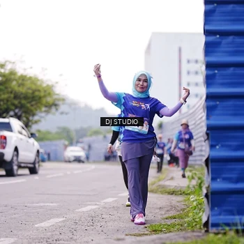 Runner Photo 8390651