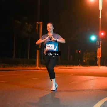 Runner Photo 8390653