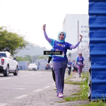 Runner Photo 8390654