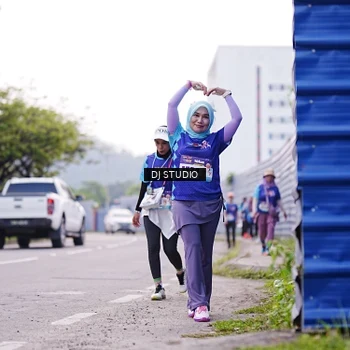 Runner Photo 8390674