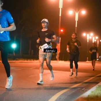 Runner Photo 8390684