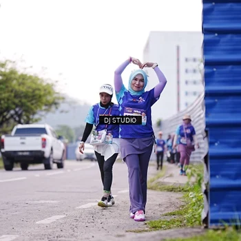 Runner Photo 8390686