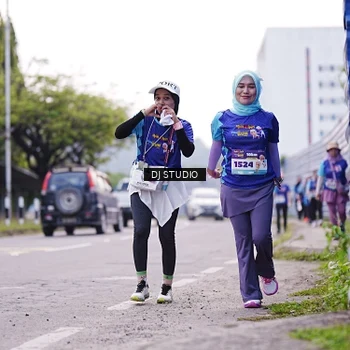 Runner Photo 8390695