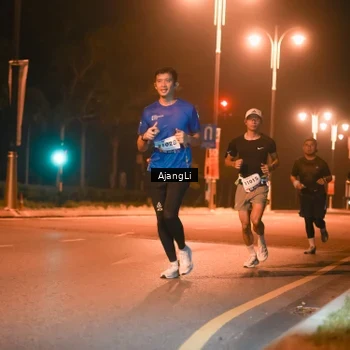 Runner Photo 8390696