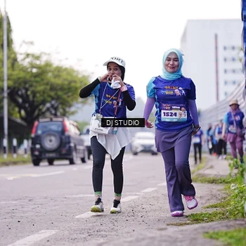 Runner Photo 8390697
