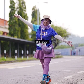 Runner Photo 8390717