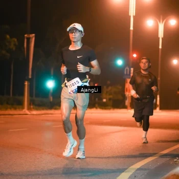 Runner Photo 8390719
